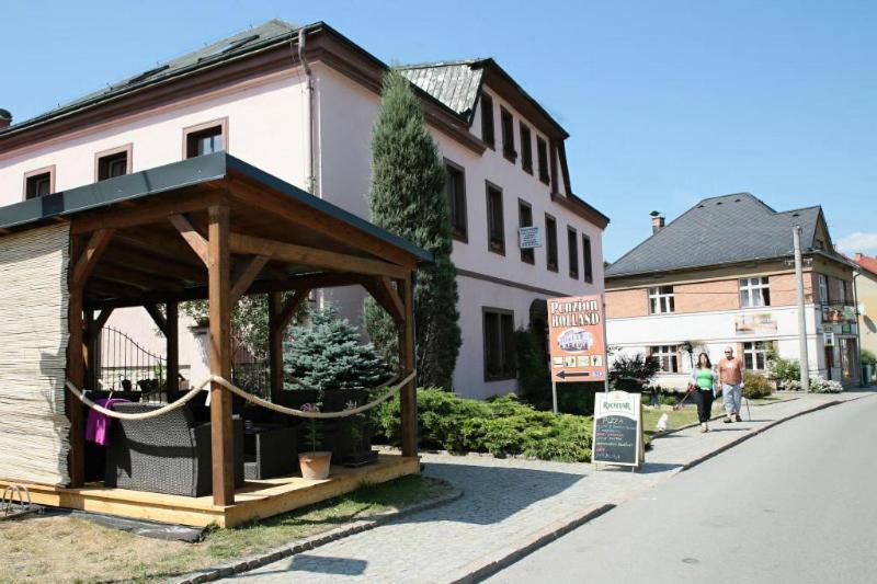 Hotel Penzion Holland Litomyšl Exterior foto